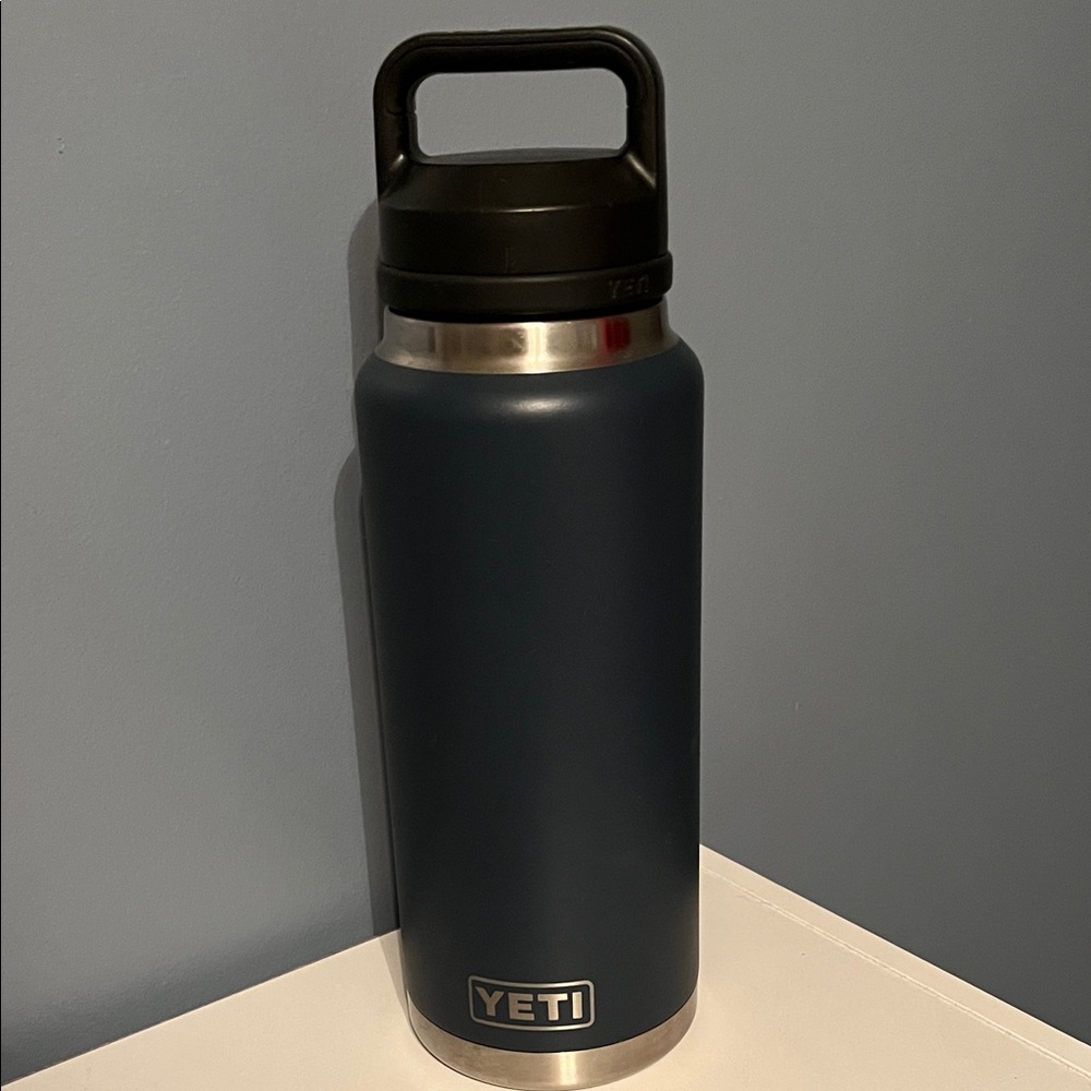 YETI 36oz Blue Insulated Bottle